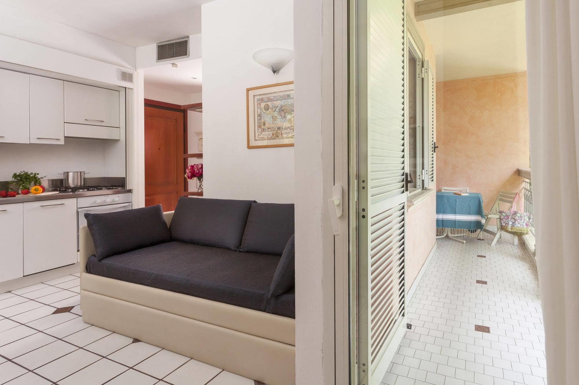 Residenza Villa Lidia Риччоне Екстер'єр фото